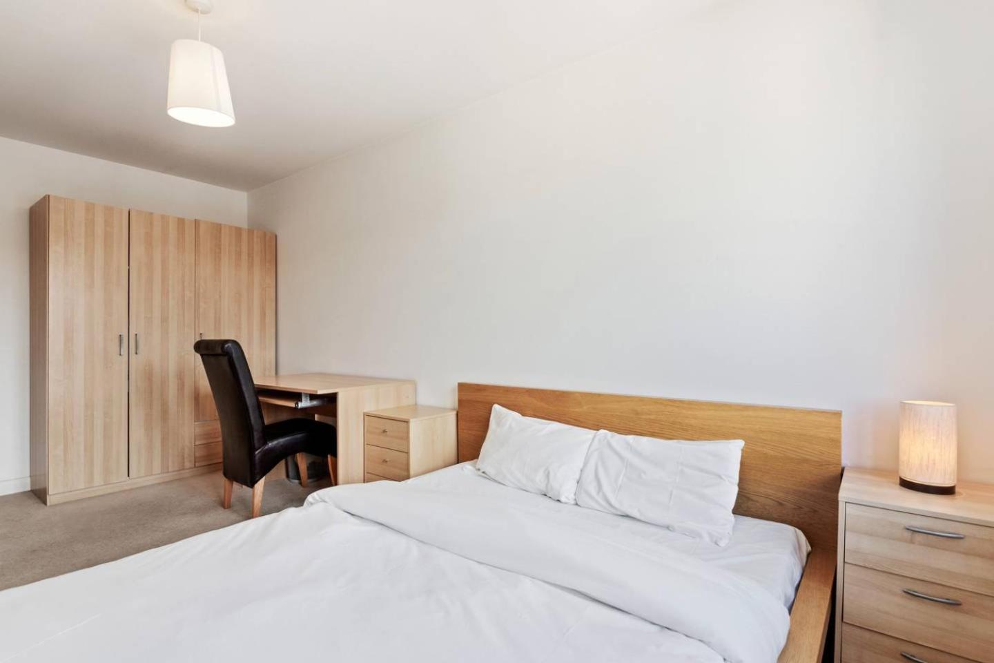 Modern 2 Bedroom Apartment In Homerton London Bagian luar foto